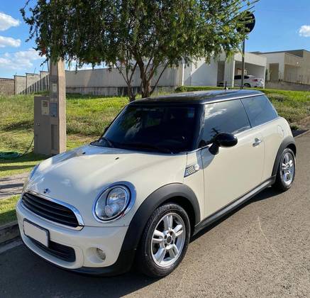 MINI ONE 1.6 16V GASOLINA 2P AUTOMÁTICO